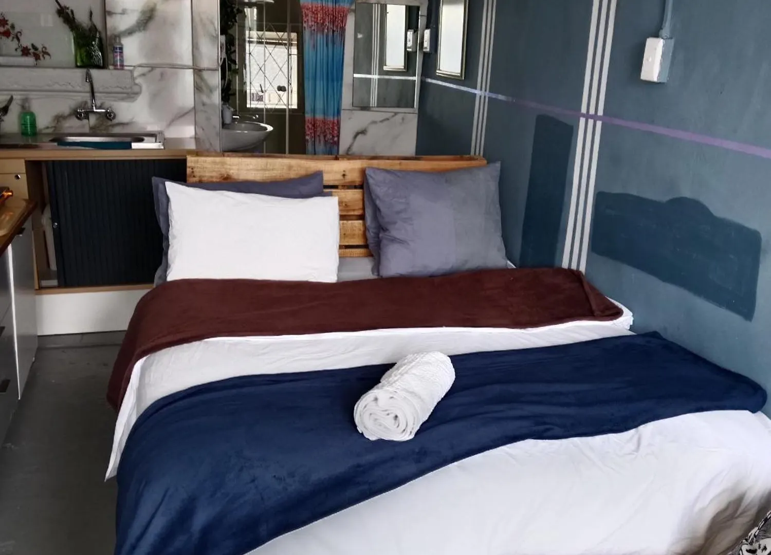 Cozy Private En Suite Studio Cape Town